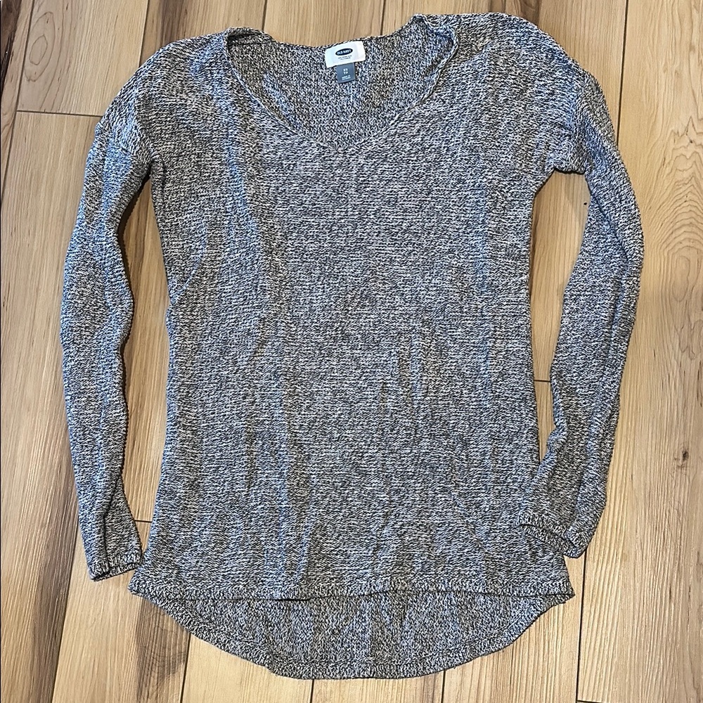 Gray Long Sleeve Knit Top